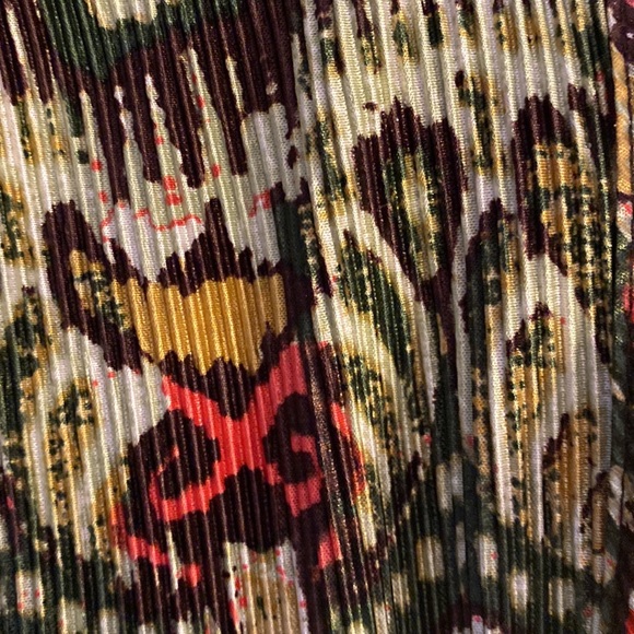 Nice Sag Harbor size 1X accordion, pleated top - Picture 2 of 11